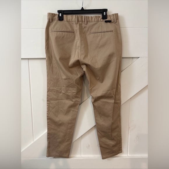 Zara Mens Dress Pants Size 34 Khaki Tapered Leg Business Casual Pockets - Picture 2 of 15